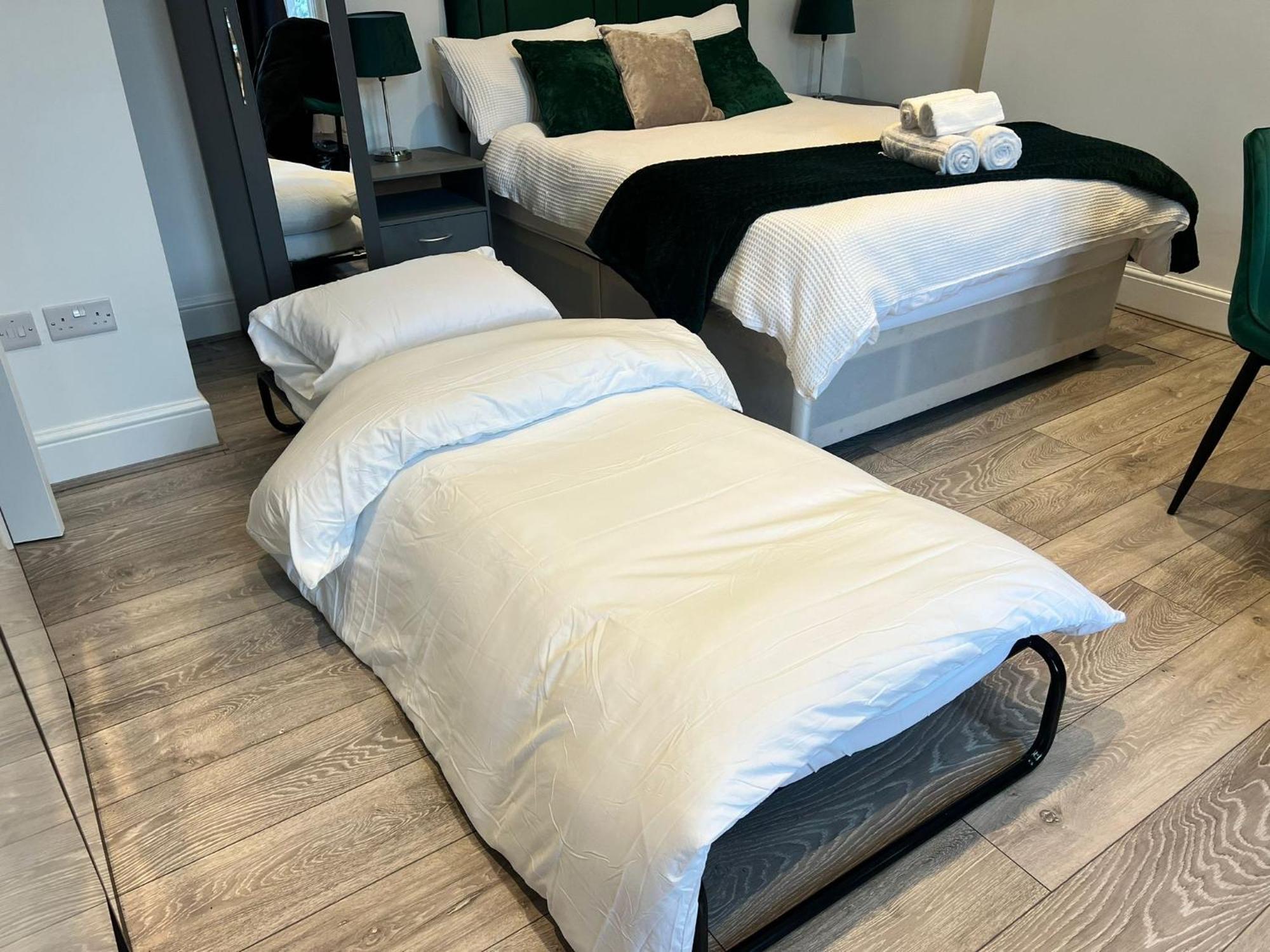Appartamento Charming In West Ealing, 12 Mins To By Train, Free Parking, 8-min Walk To Station Londra